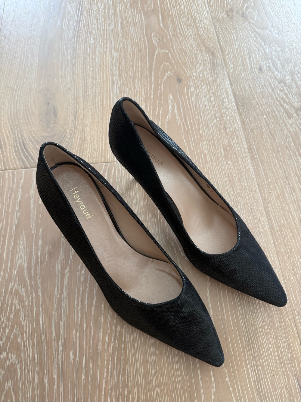 BTWT Leather Black Pointed-Toe Women's Pumps